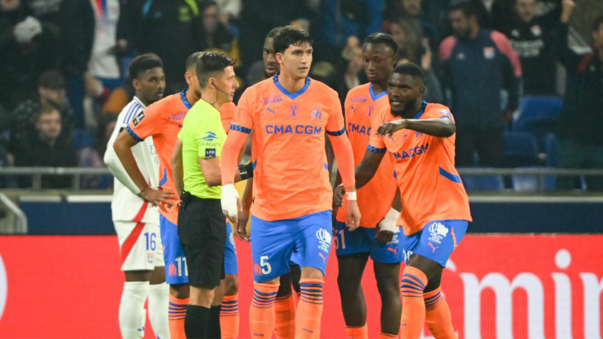 OM : mise au point tactique sur le placement de Balerdi contre Lyon !