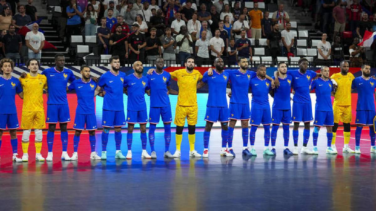 Foot : une victoire historique pour l'équipe de France de futsal